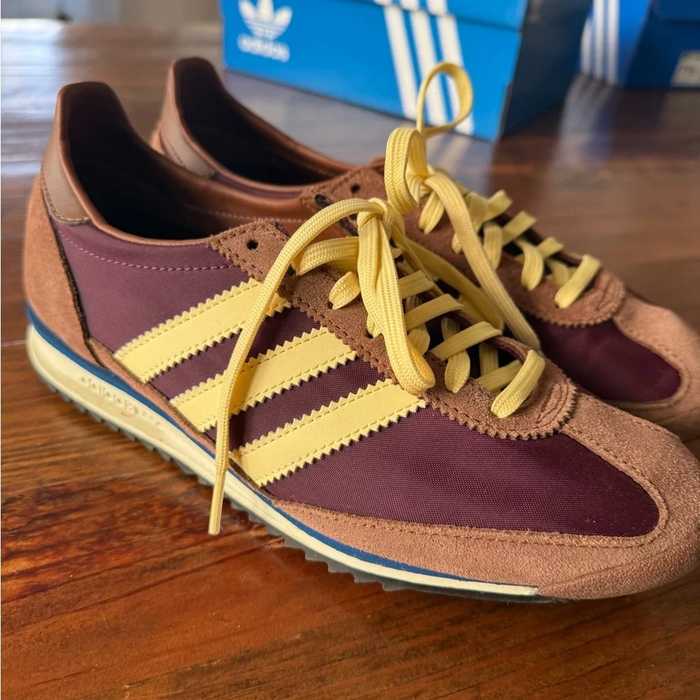 Adidas SL72 OG Shoes 

Maroon / Almost Yellow / Preloved Brown - Picture 4 of 6